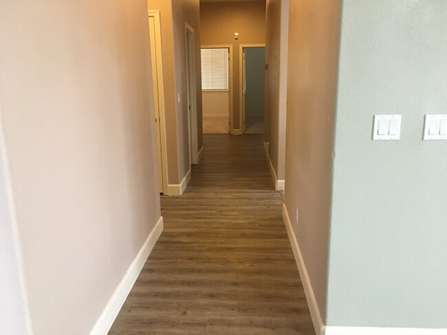 Building Photo - 5716 Aspen Grove Ln