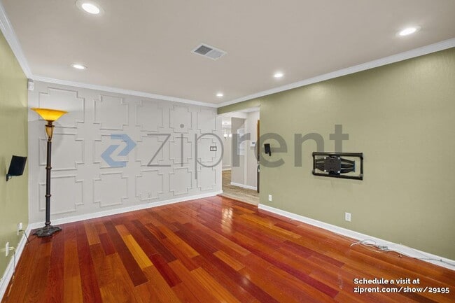 Building Photo - 4600 Ruth Way