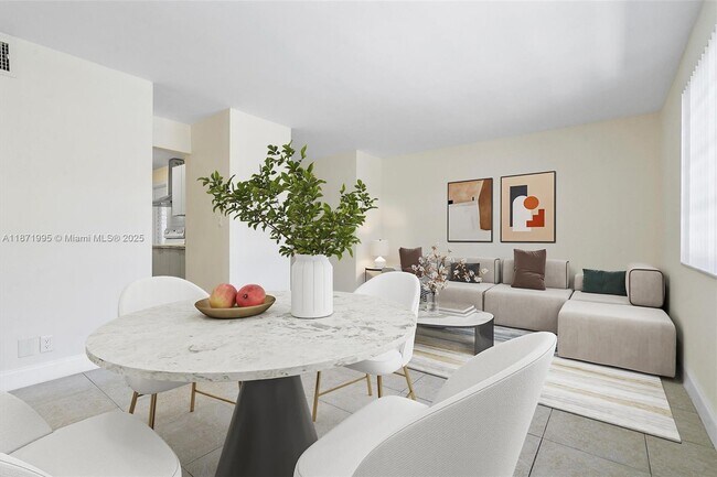 Foto del edificio - 1715 N 16th Ave