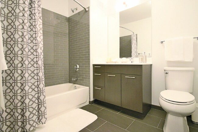 Foto del edificio - 659 N Wells St