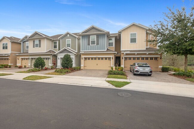 Building Photo - Sanford - 3 Bedroom, 2.5 Bathroom - $2,245.00