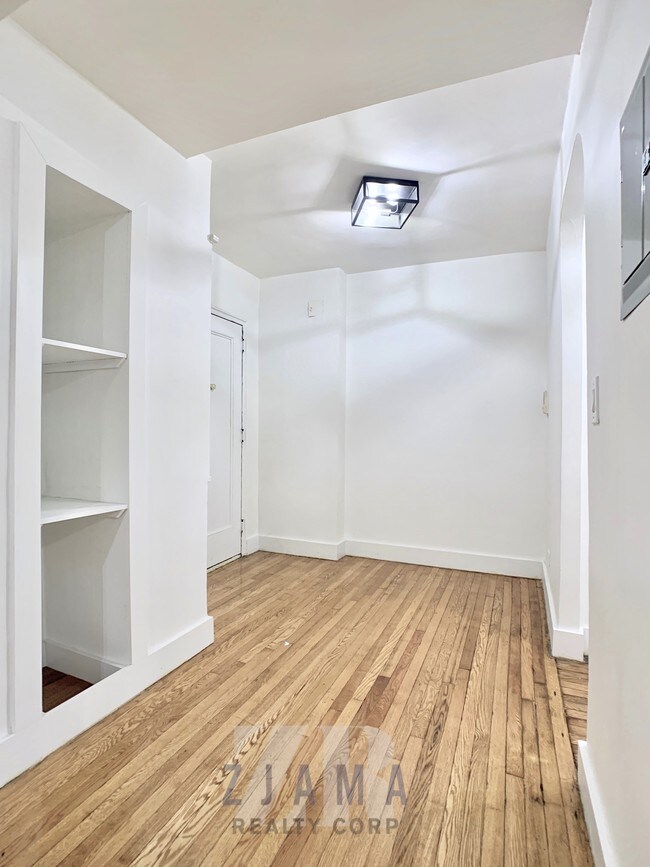 Foto del edificio - 2110 Newkirk Ave