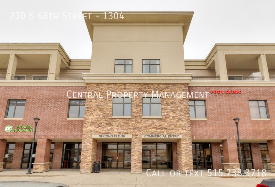 Primary Photo - 230 S 68th St