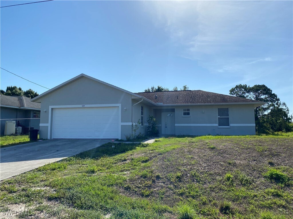 Foto principal - 539 Alexia Ave S