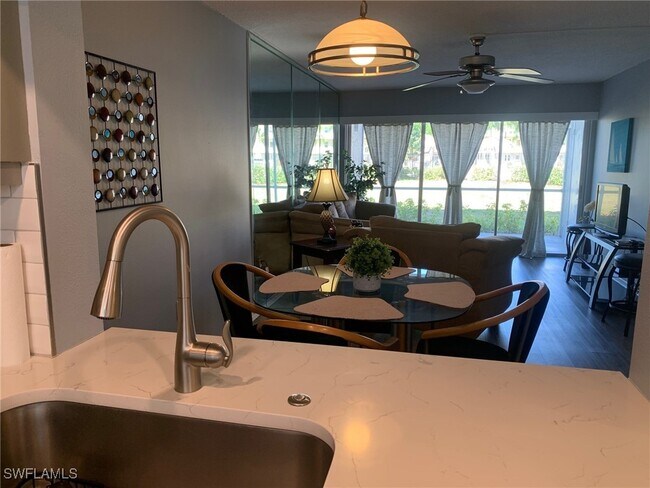 Foto del edificio - 1624 Pine Valley Dr