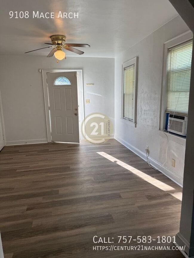 Building Photo - 9108 Mace Arch