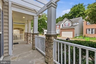 Building Photo - 9135 Stonegarden Dr