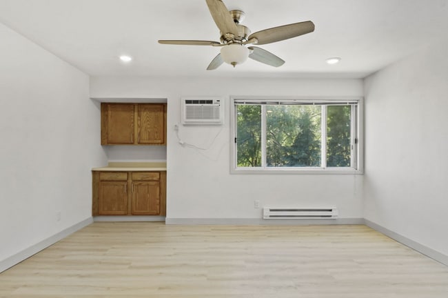 Interior Photo - Ridgeview Heights