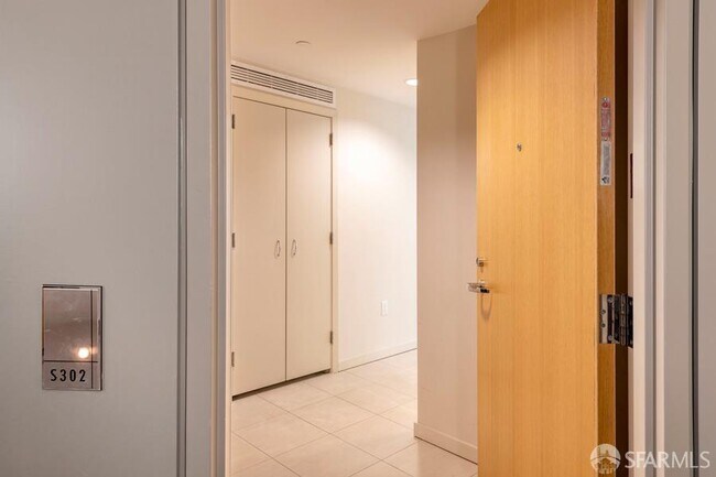 Foto del edificio - 355 1st St