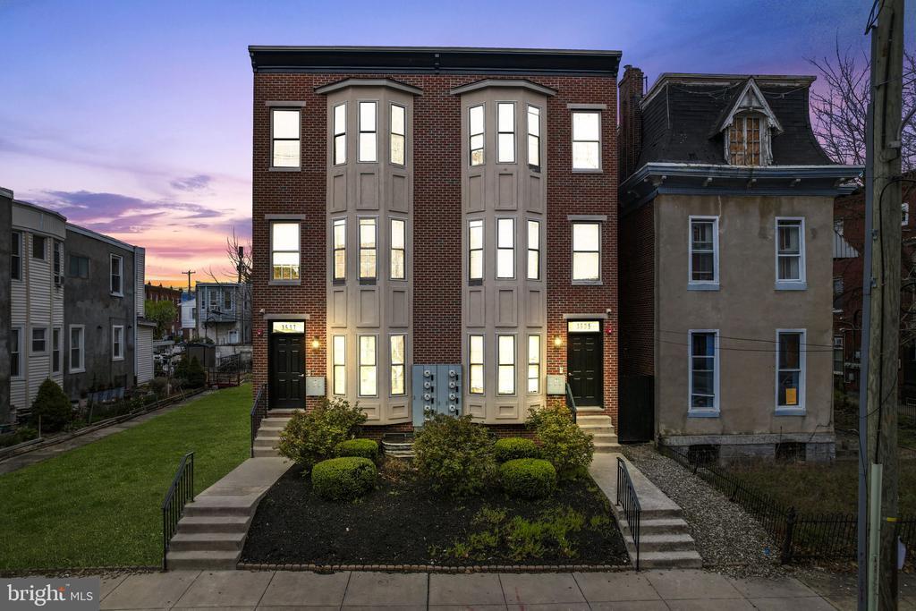 Primary Photo - 3535 N 16th St