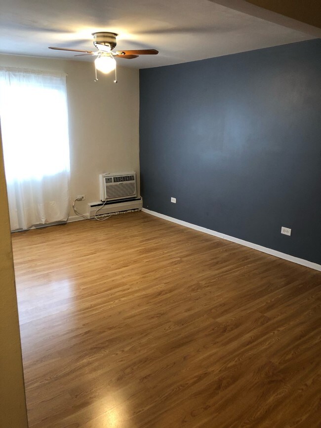 Foto del edificio - 9500 Glenlake Ave