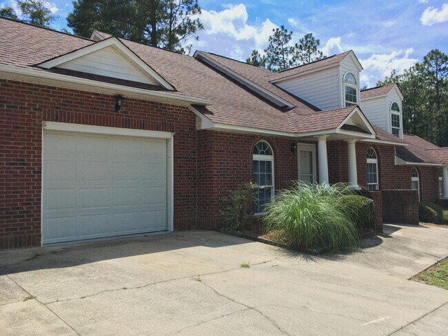 Building Photo - 137 Southern Dunes Dr