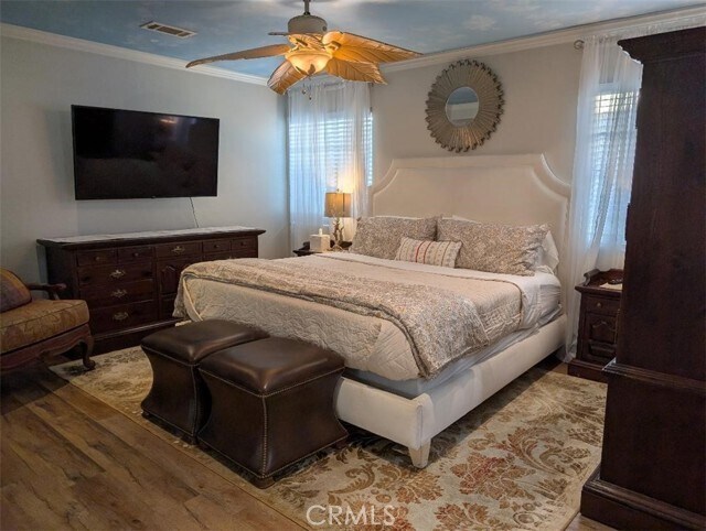 Foto del edificio - 8438 Byers St