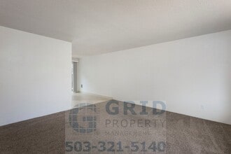 Building Photo - 7041 SW Garden Home Rd