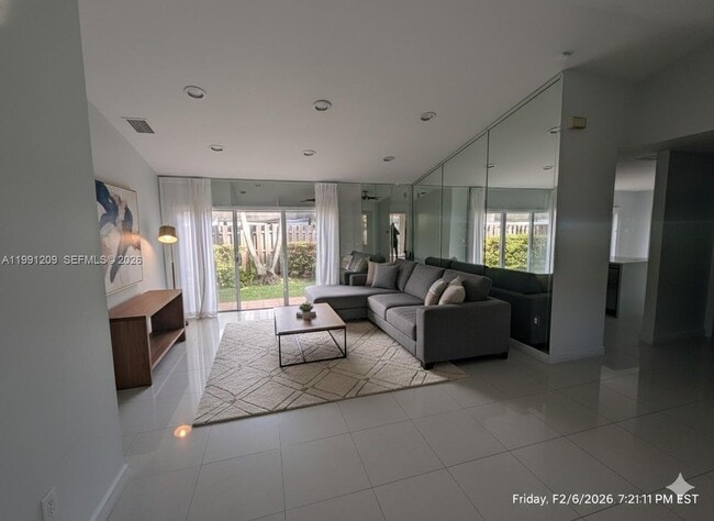 Building Photo - 5753 NW 98th Ave