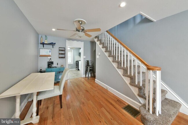 Foto del edificio - 3120 Almond St