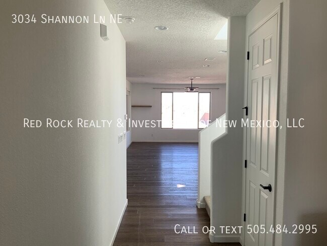 Building Photo - 3034 Shannon Ln NE