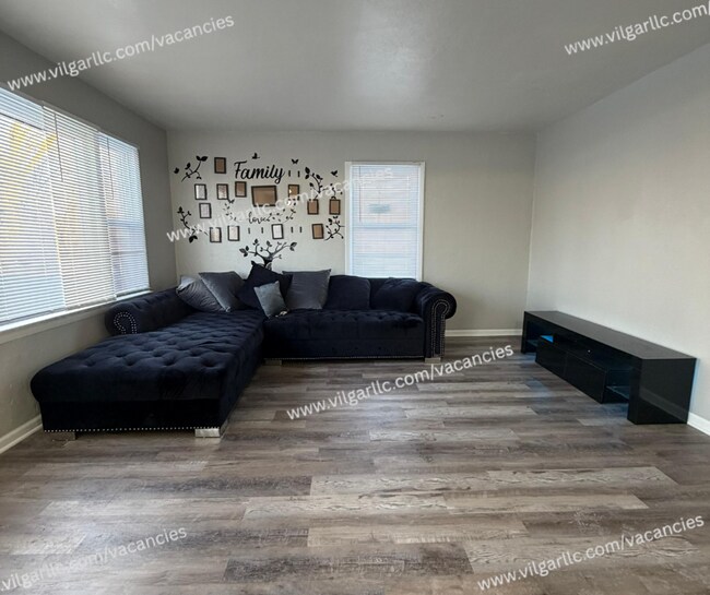 Foto del edificio - Discover comfort, convenience, and quality living in this beautifully updated 3-bedroom single-fa...