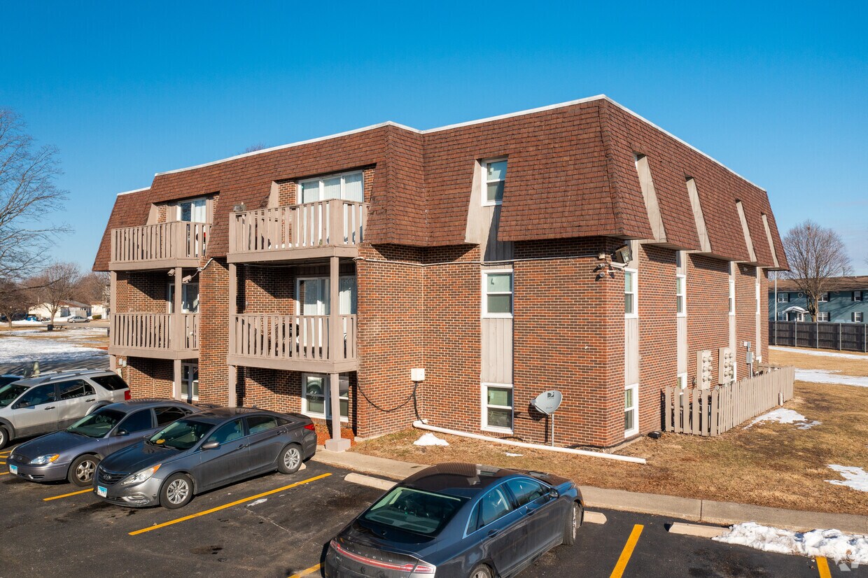 Butler Place Apartments in Springfield, IL
