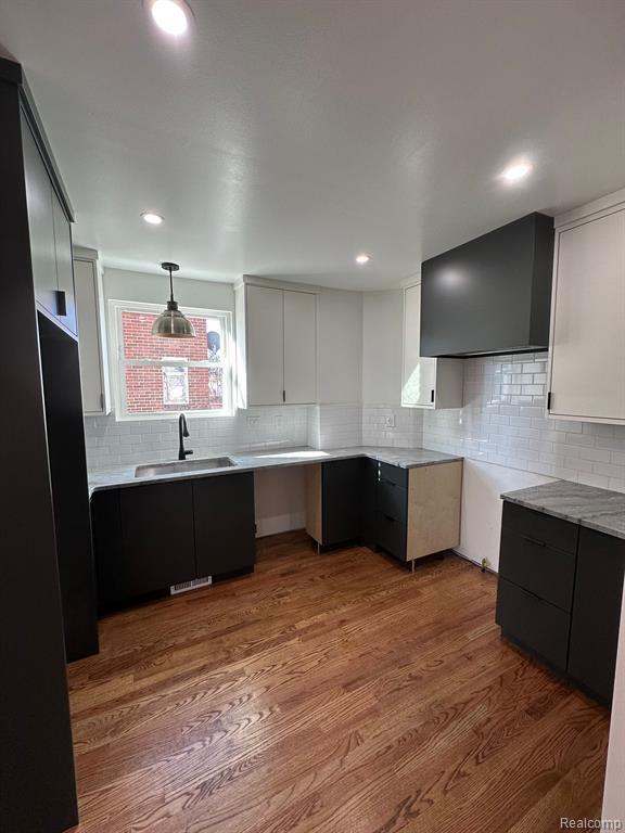 Foto del edificio - 16139 Prest St