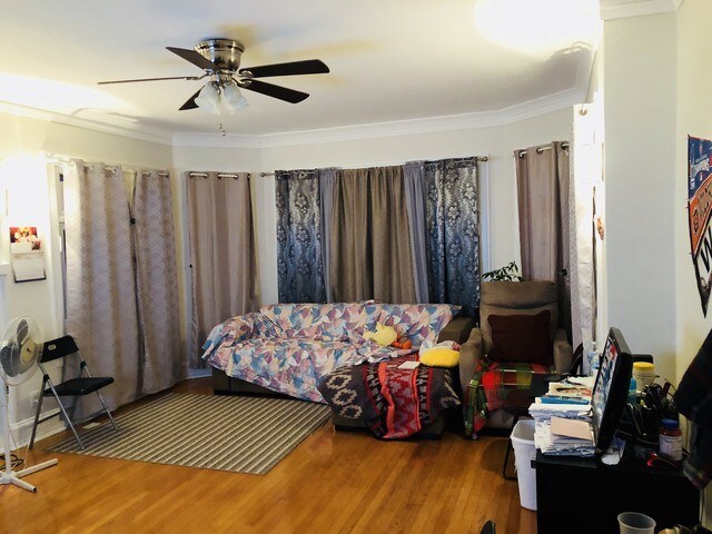 Foto del edificio - 6444 N Washtenaw Ave