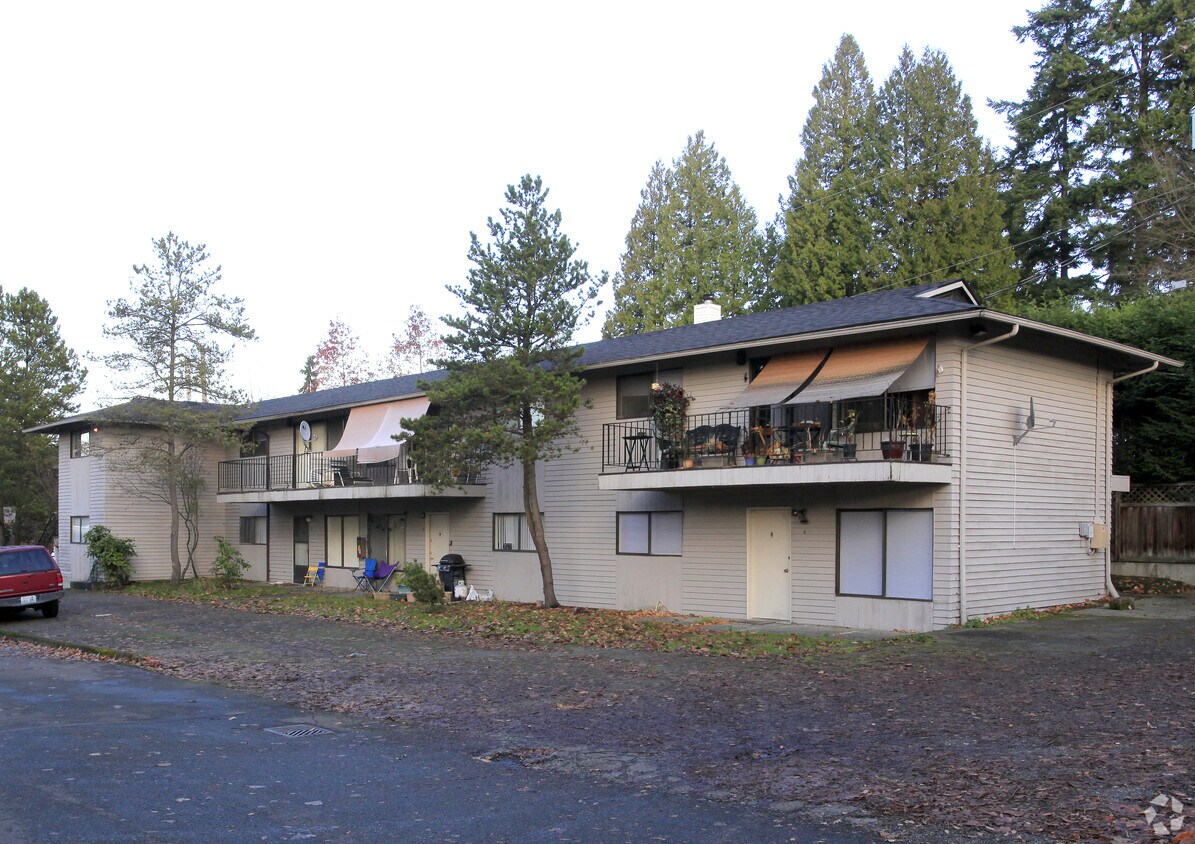 CEDARWOOD APT Apartments in Kirkland, WA