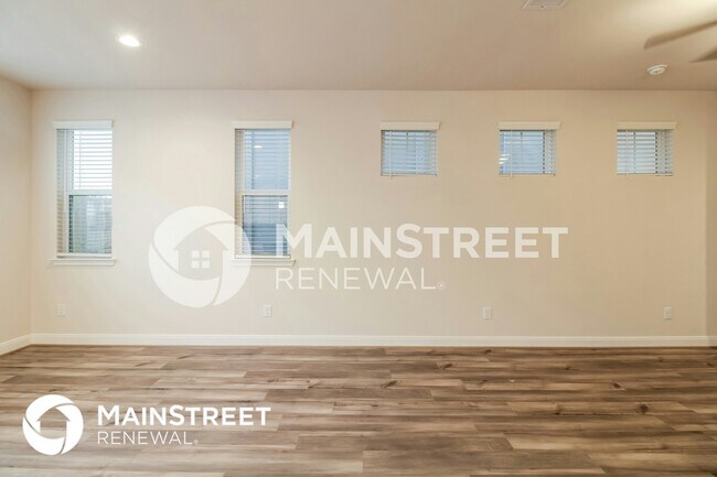 Foto del edificio - 9813 Falling Fern Ln