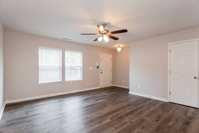 Building Photo - 7211 Waldon Park Lane