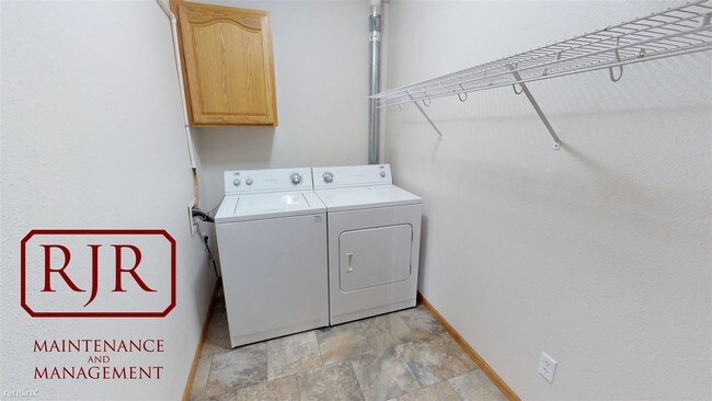 Foto del edificio - 3011 Marina Rd SE