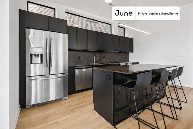 Foto del edificio - Room in Shared 4 bed/3 bath home