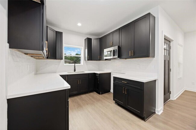 Foto del edificio - 416 N Carolina St