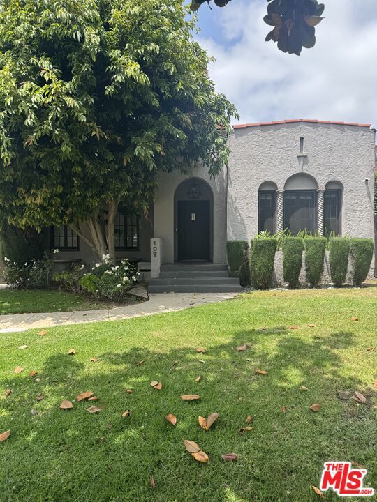 Building Photo - 107 S Lucerne Blvd