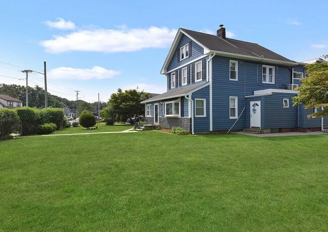 Foto del edificio - 1250 Woodfield Rd