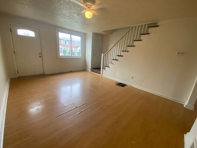 Foto del edificio - Beautiful 3 Bedroom, 1 Bath in Darby!