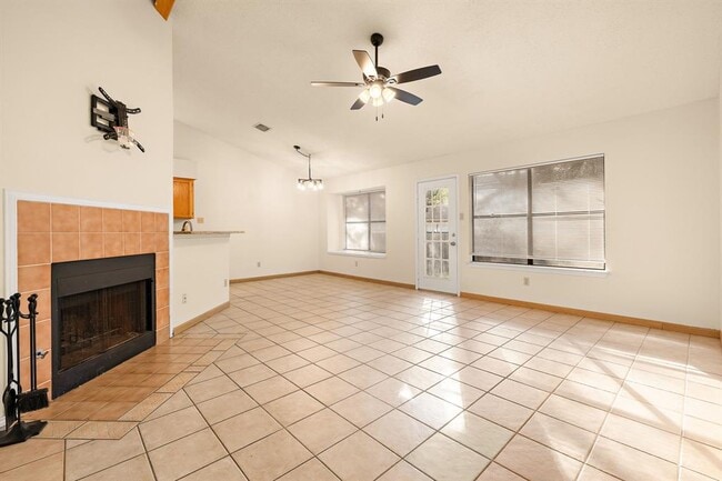 Building Photo - 1604 Texas Oak Way