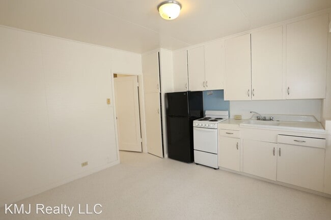 Building Photo - 1 br, 1 bath House - 1918 Waiola Street Un...