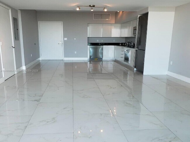 Foto del edificio - 92 SW 3rd St