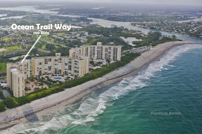 Foto del edificio - 100 Ocean Trail Way