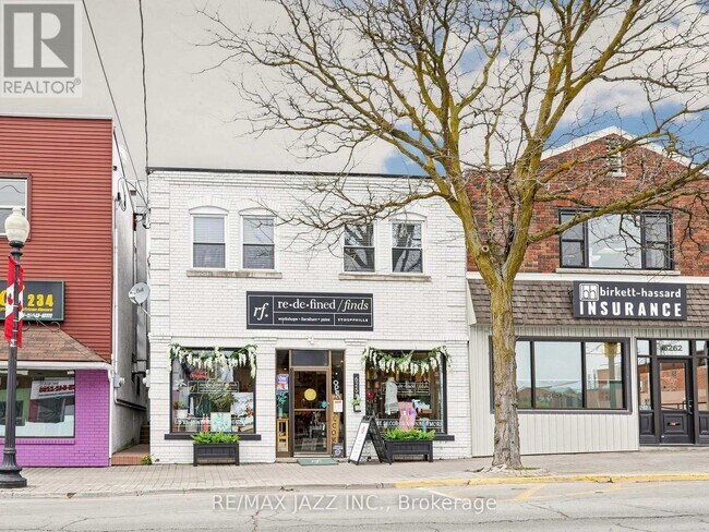 Photo du bâtiment - 6258 Main St