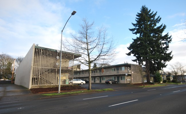 Foto del edificio - Westwood Plaza Apartments