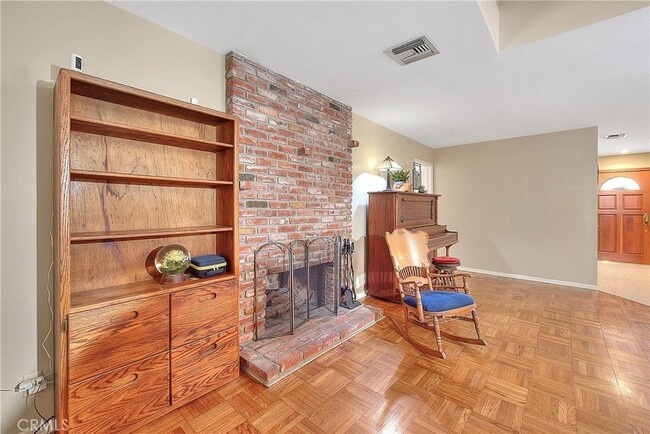 Building Photo - 2147 E Rio Verde Dr