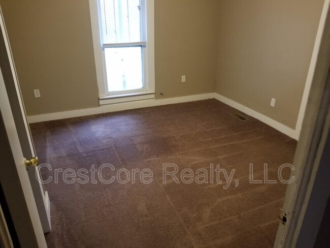 Building Photo - 5705 TN-104