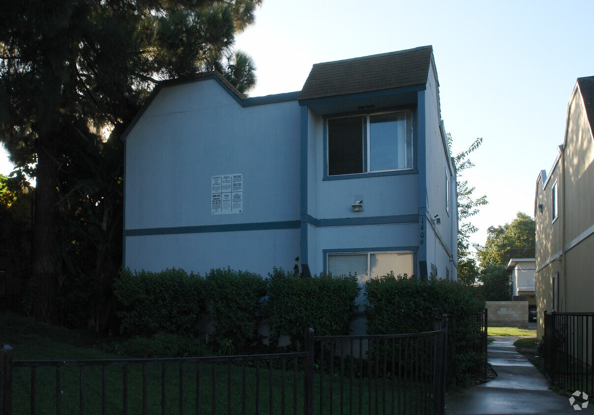 Foto del edificio - 1406 Tami Lee Dr