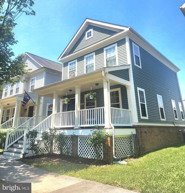 Building Photo - 1636 Renaissance Dr