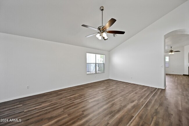 Building Photo - 5415 W Piute Ave