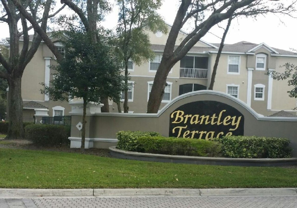 Foto principal - 582 Brantley Terrace Way