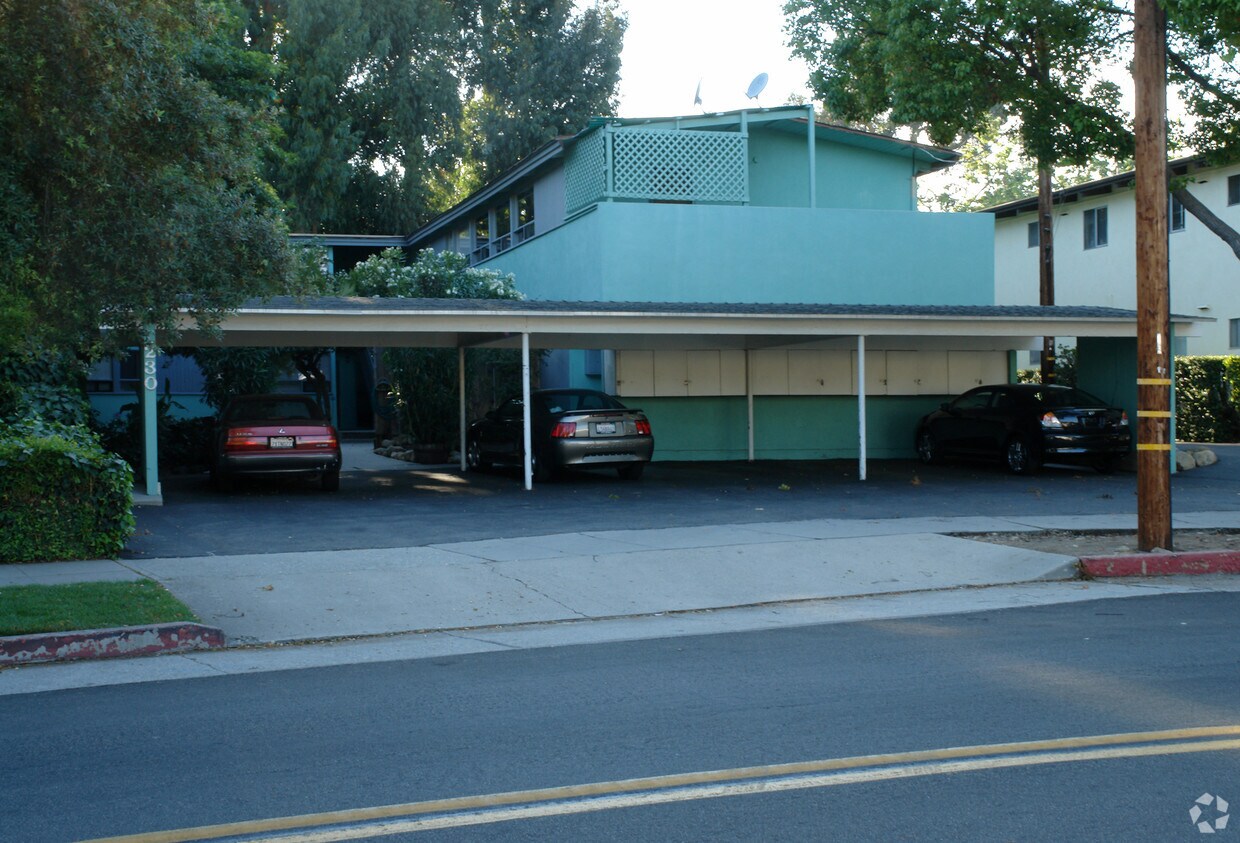 Building Photo - 230 W Alamar Ave