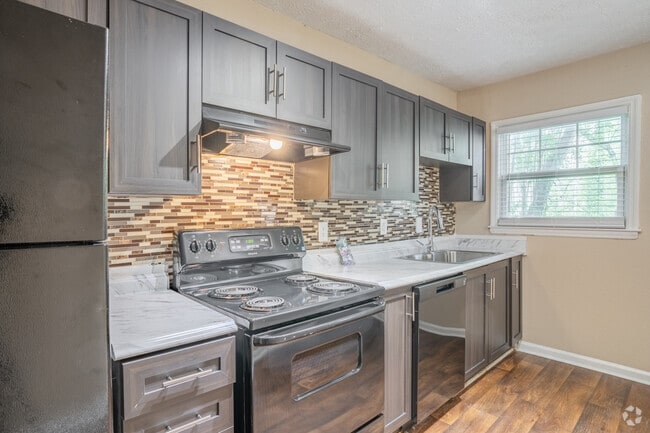 1 dormitorio, 1 baño - 1037 pies cuadrados - Cocina - Crossing at Henderson Mill