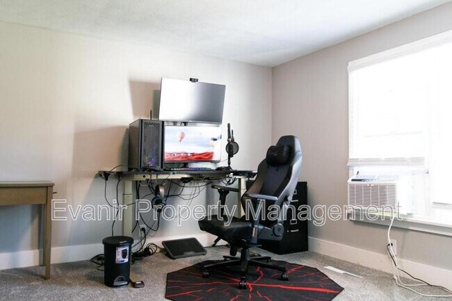 Foto del edificio - 2703 Merritt St