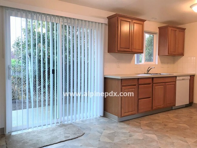 Foto del edificio - Cute duplex W/S/T included with rent